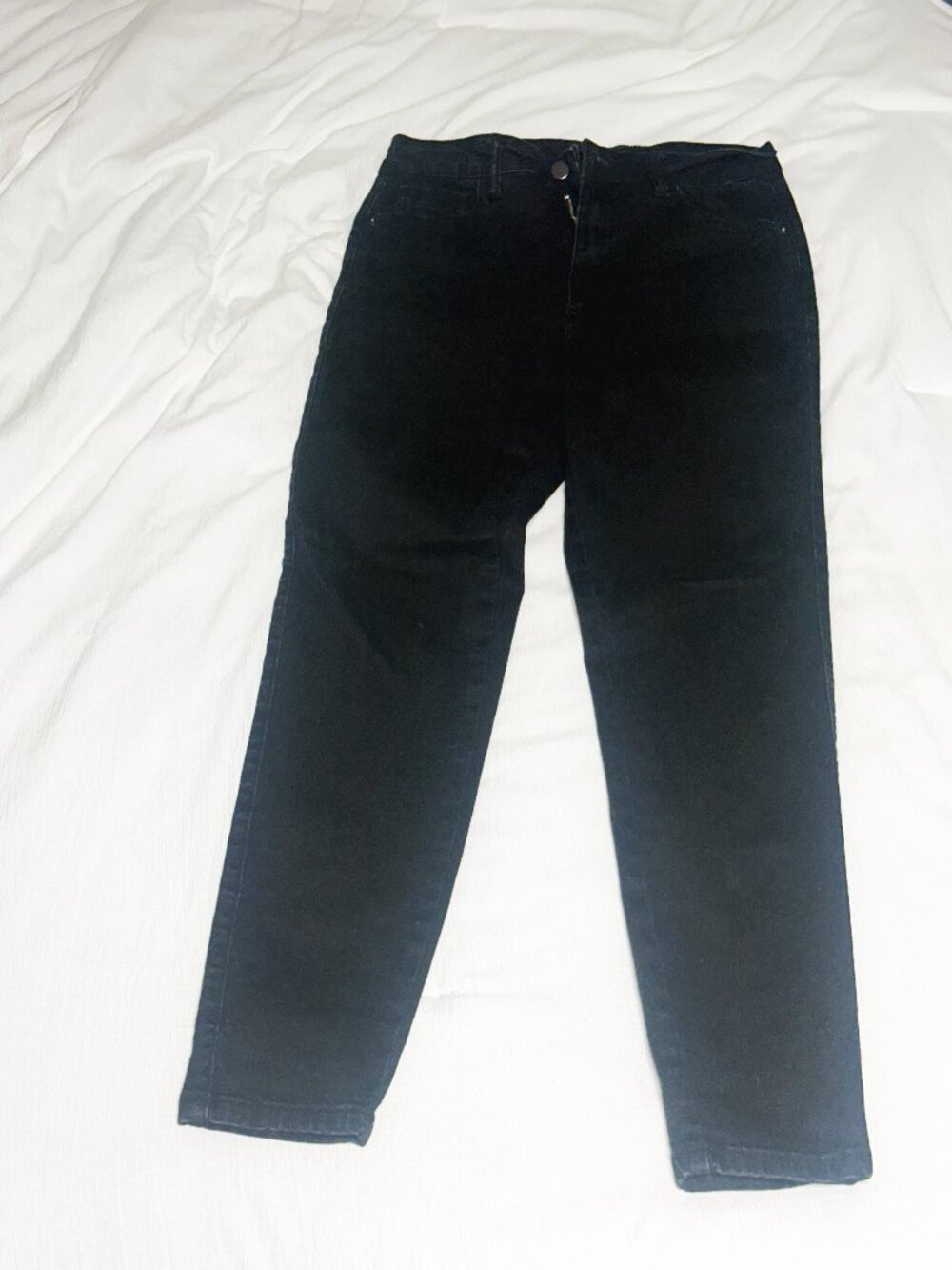 Women’s Black Velvet Velour Pants Size M Stretch Straight Leg 25” Inseam